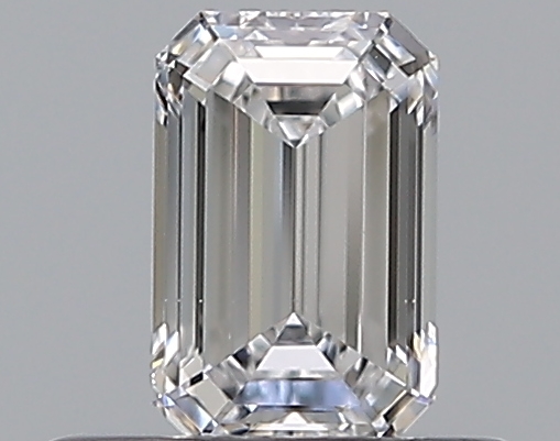 Emerald 0.4 ct D VS1