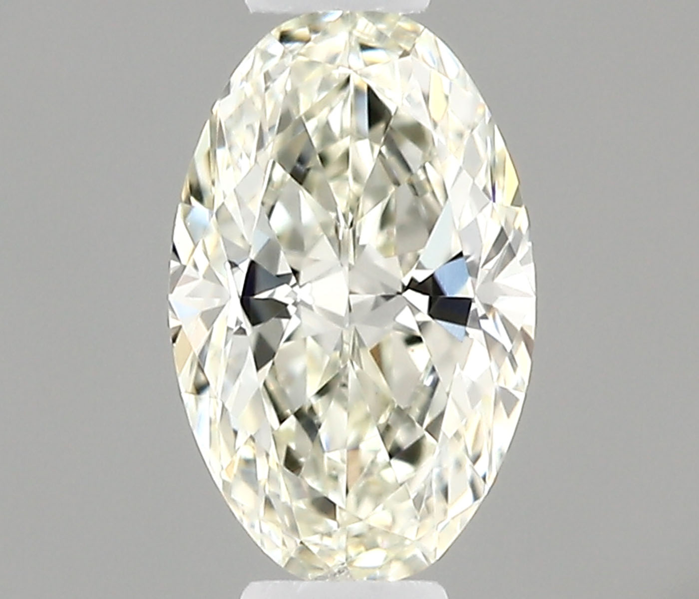 Oval 0.3 ct I VVS2
