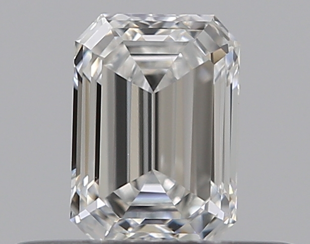 Emerald 0.31 ct E VS2