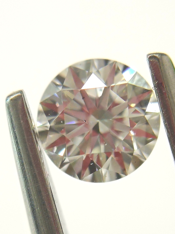 Round 0.31 ct H VS2