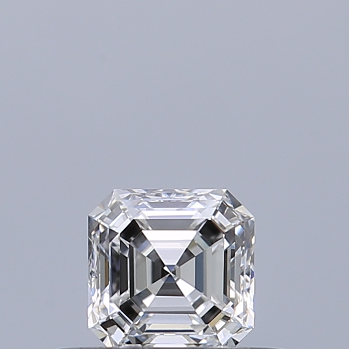 Emerald 0.3 ct D VVS2