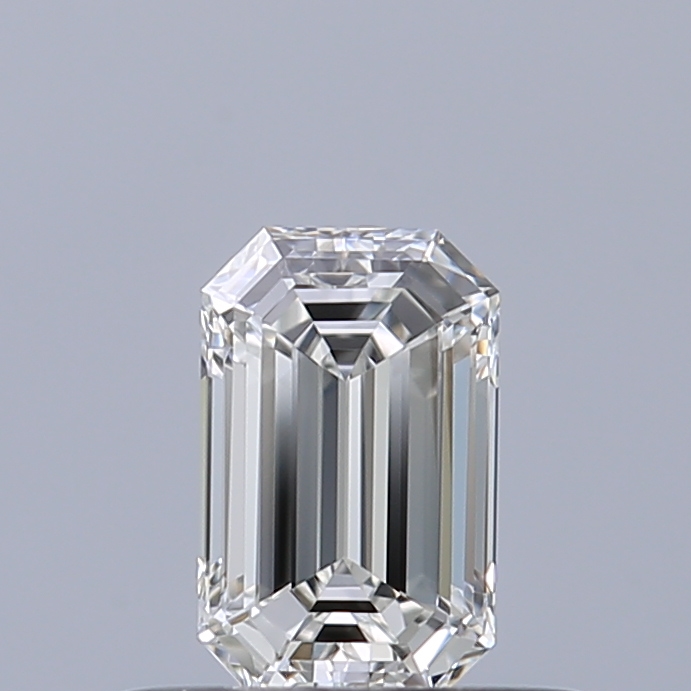 Emerald 0.37 ct F IF