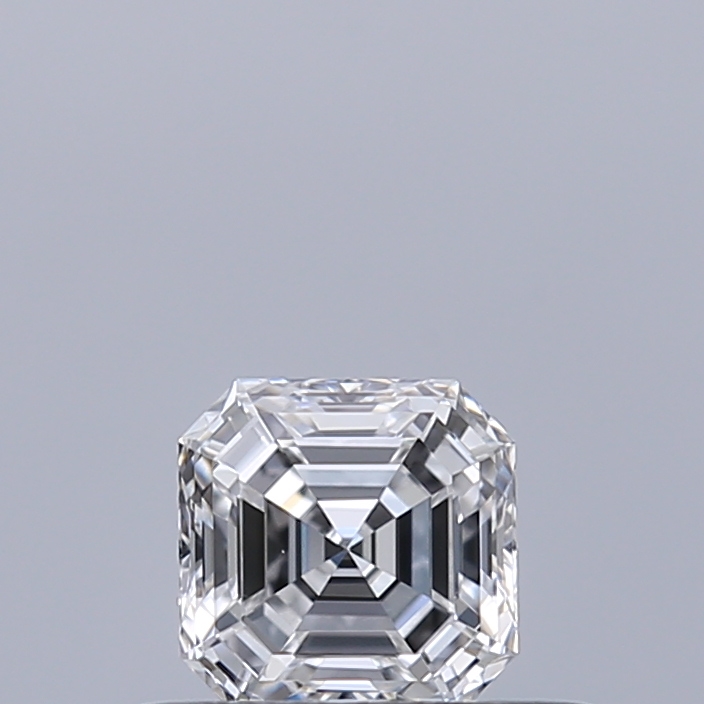 Emerald 0.32 ct D VVS1