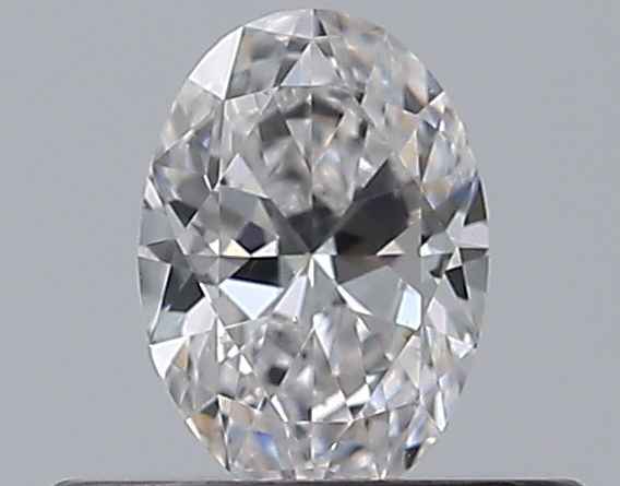 Oval 0.3 ct D VS2