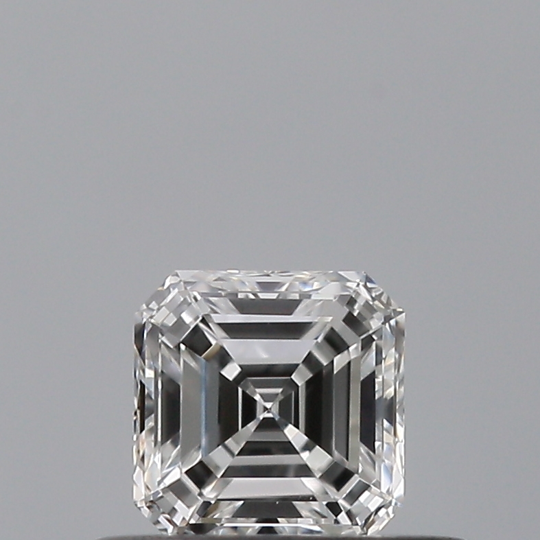 Emerald 0.34 ct E IF