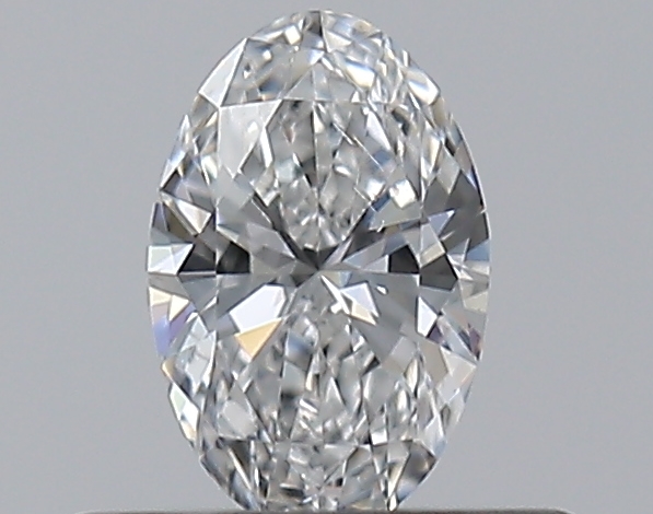 Oval 0.3 ct E SI2