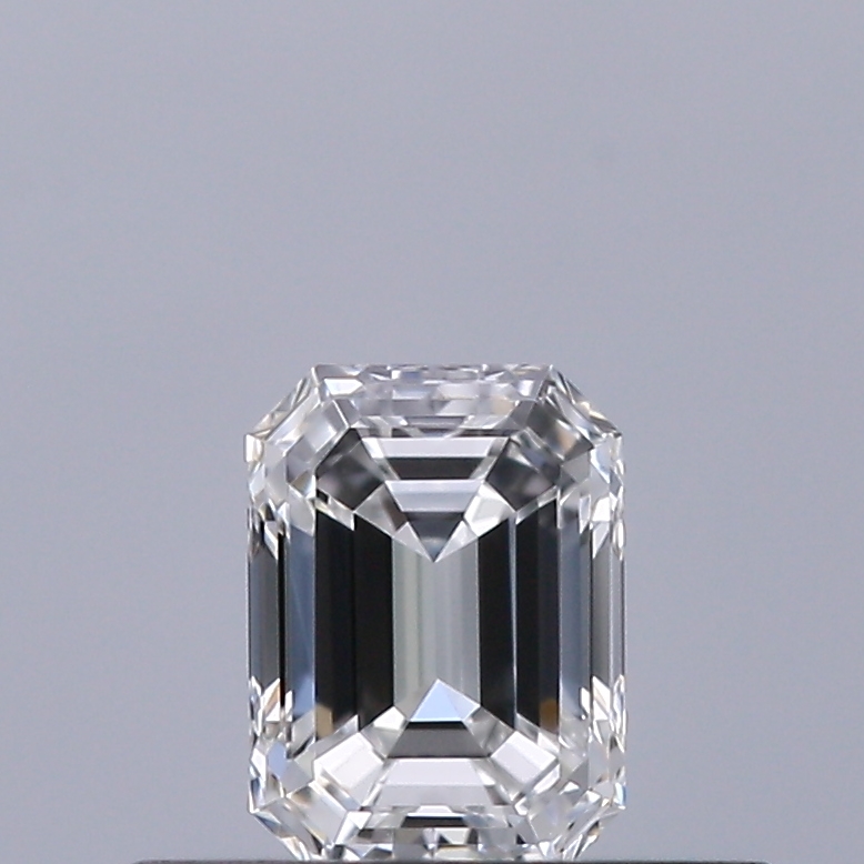 Emerald 0.3 ct E IF