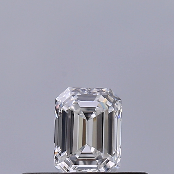 Emerald 0.23 ct E VS2