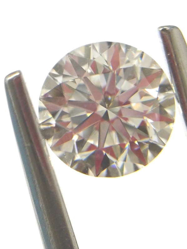 Round 0.5 ct H VS1