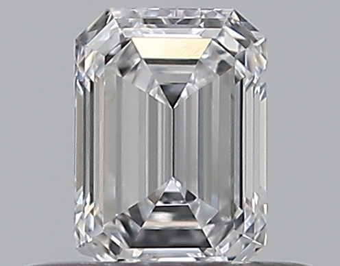 Emerald 0.32 ct D VVS1