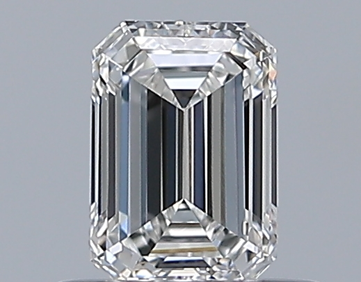Emerald 0.5 ct E VVS2