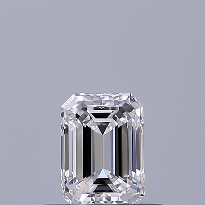 Emerald 0.3 ct D VVS1