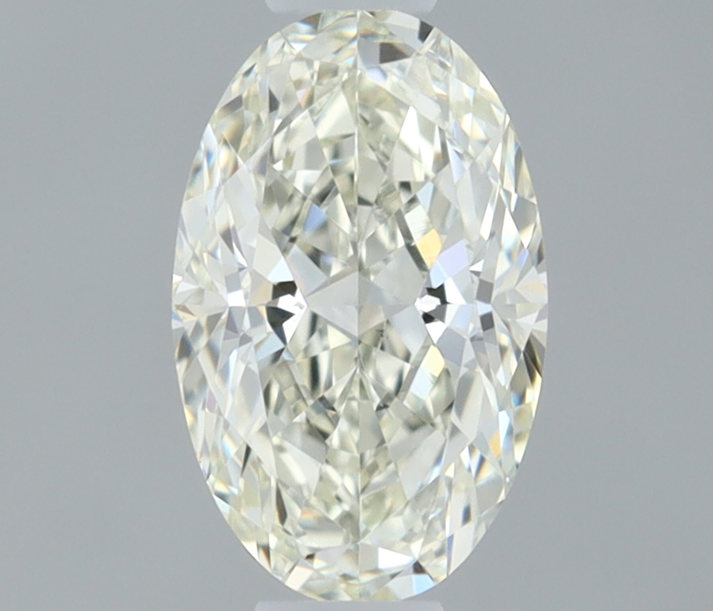 Oval 0.39 ct J VS1