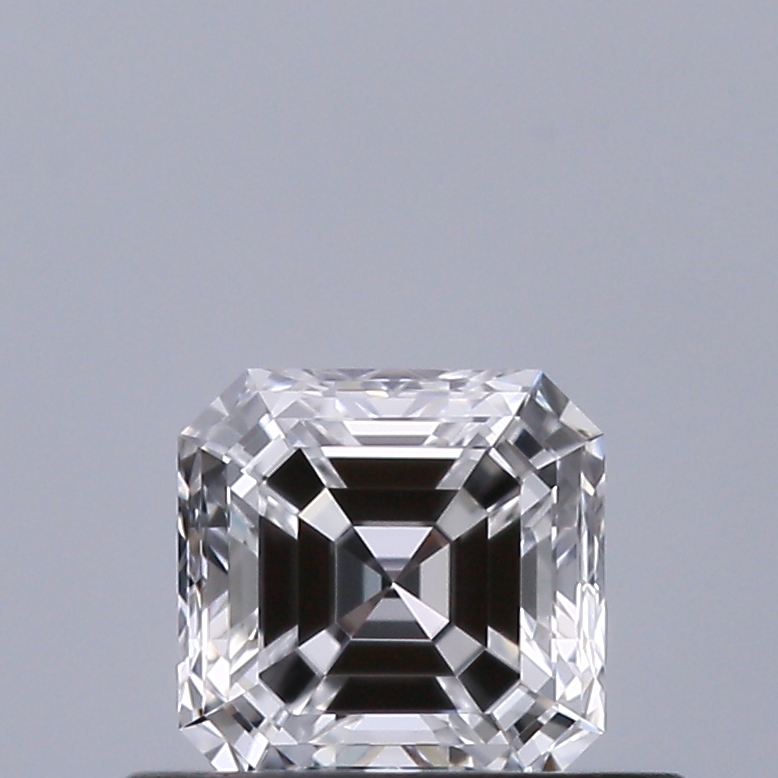 Emerald 0.4 ct D VVS1