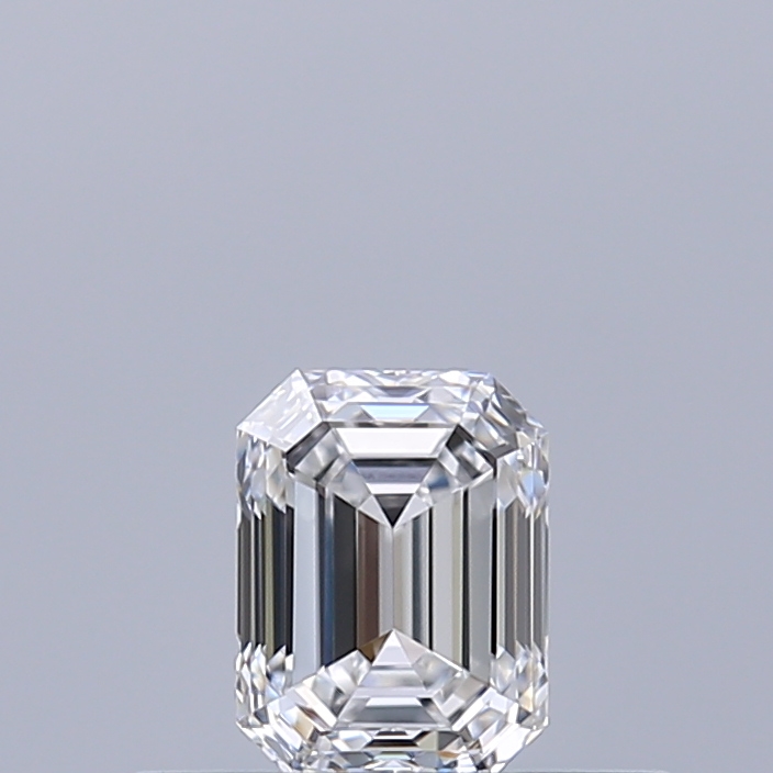 Emerald 0.31 ct D VS1