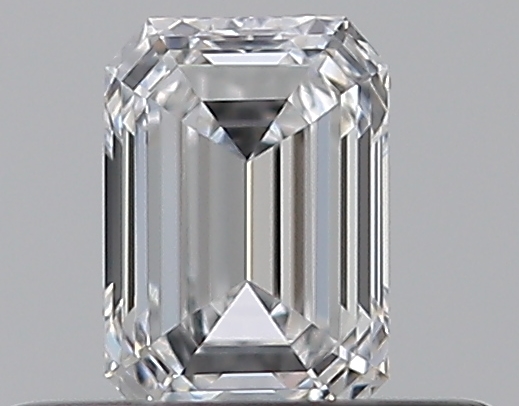 Emerald 0.3 ct D VS1