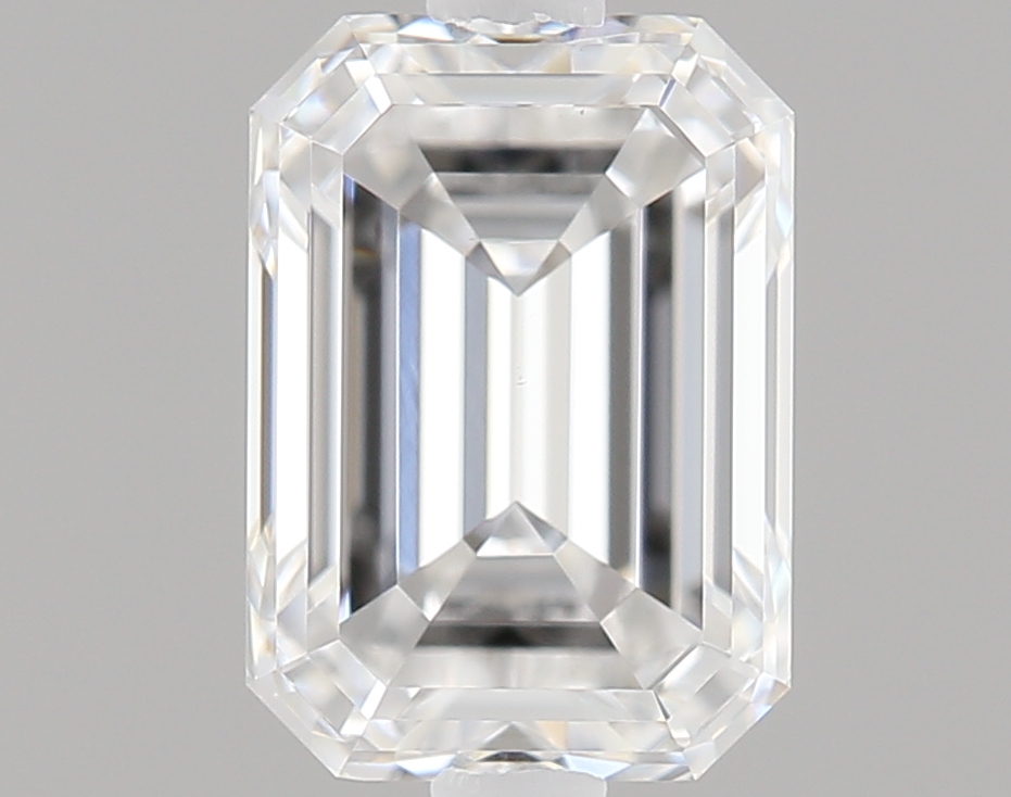 Emerald 0.8 ct E VS1