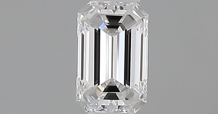 Emerald 0.24 ct D VVS1