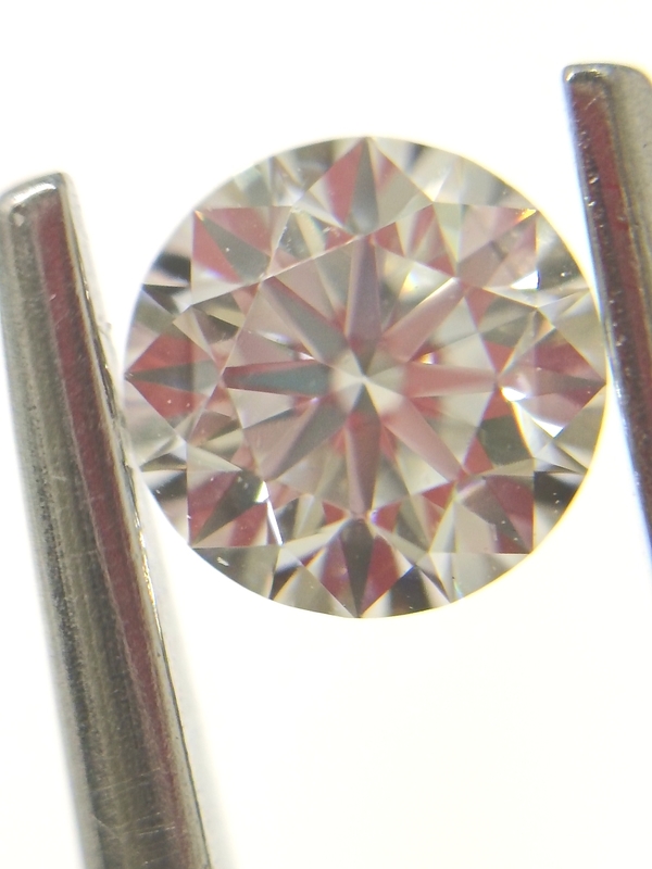 Round 0.3 ct F VVS2