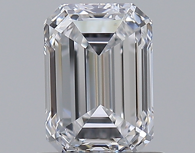 Emerald 0.8 ct D VS2