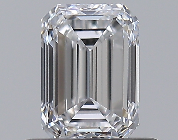 Emerald 0.59 ct D VS1
