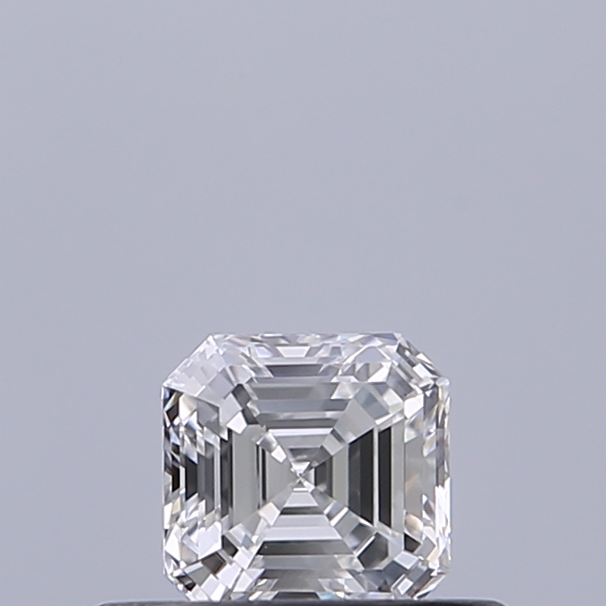 Emerald 0.31 ct D IF