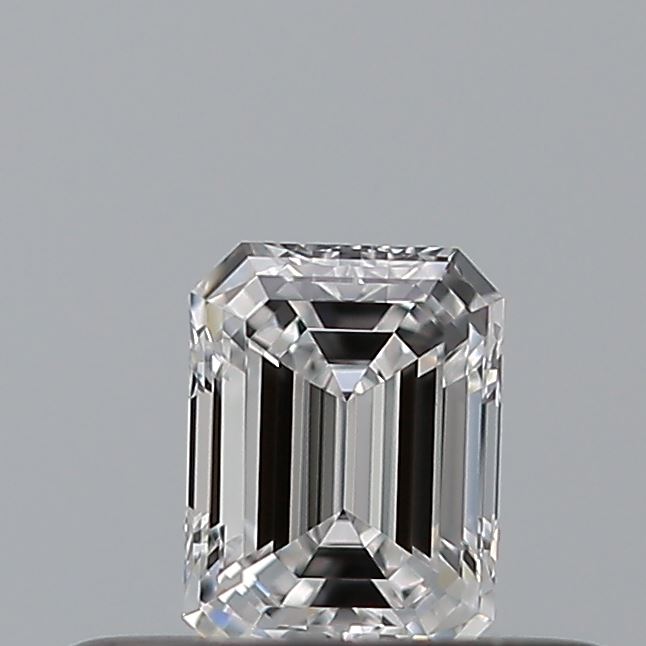Emerald 0.23 ct D VVS1