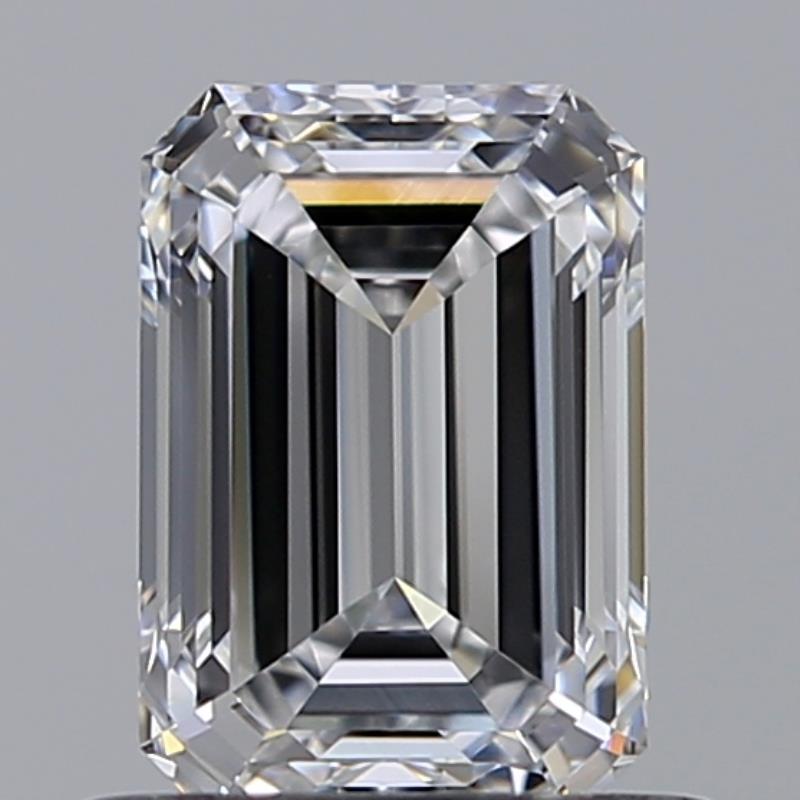 Emerald 0.7 ct E VVS1