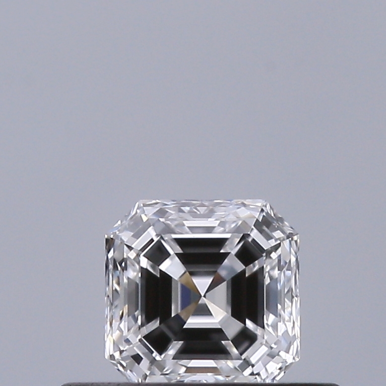 Emerald 0.31 ct D VVS1
