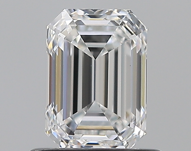 Emerald 0.8 ct F VS1