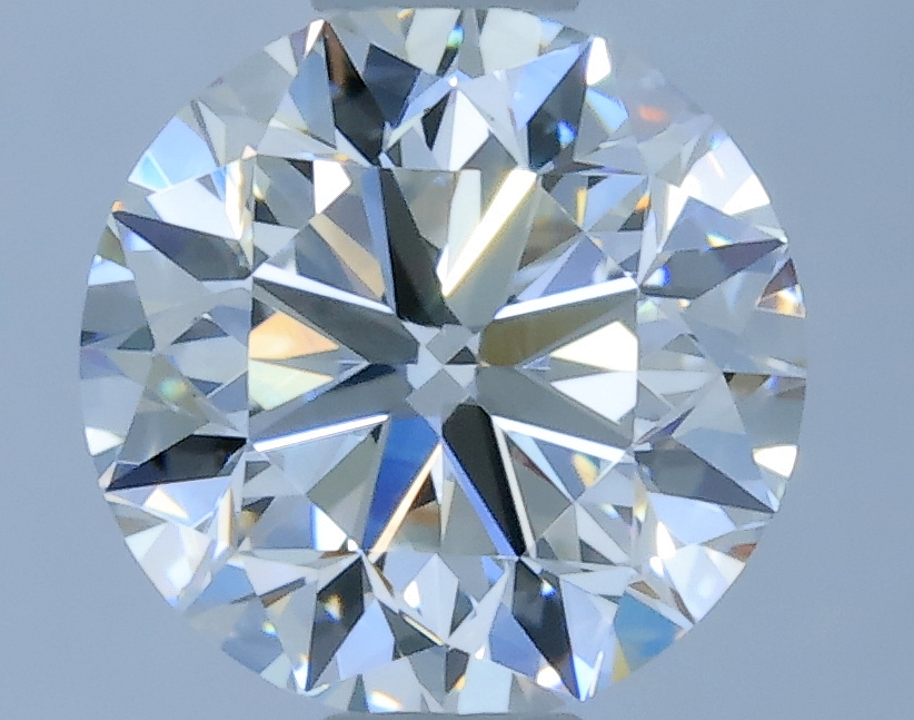 Round 0.7 ct G VVS2