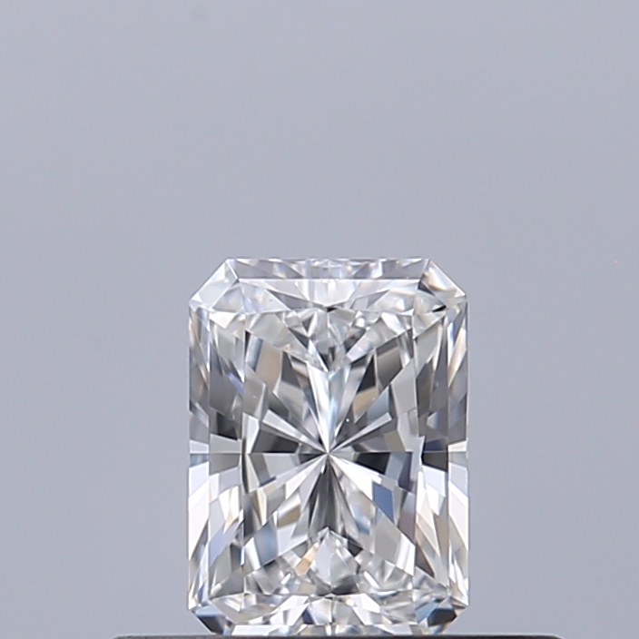 Radiant 0.34 ct E VS2