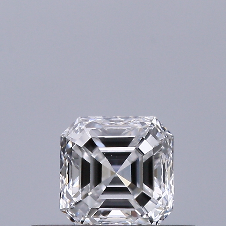 Emerald 0.31 ct D VVS2