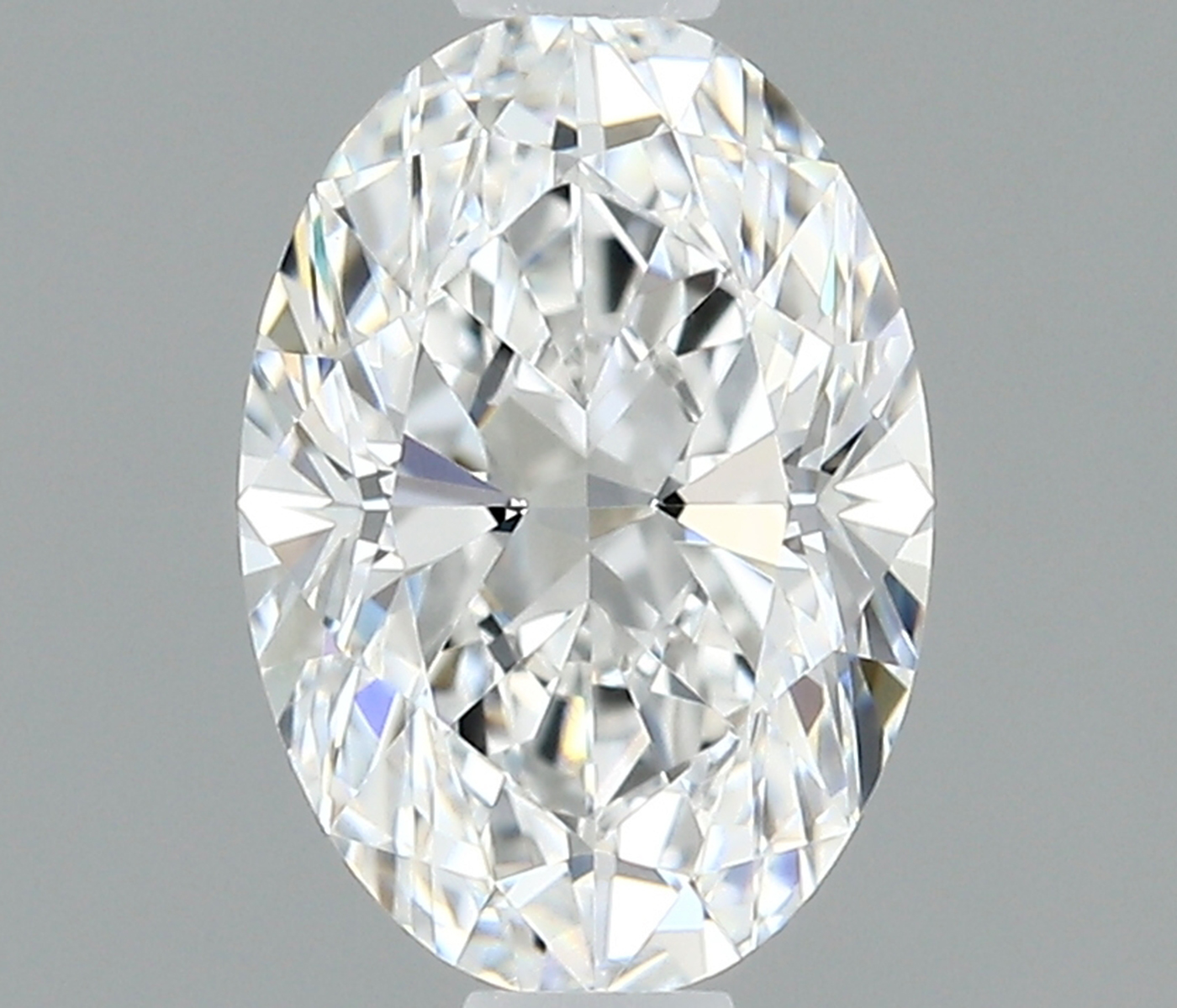 Oval 0.7 ct E VVS1
