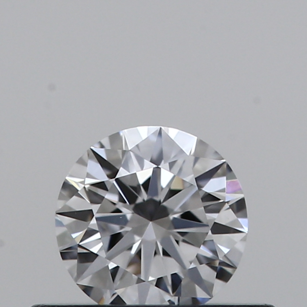 Round 0.28 ct D VS1