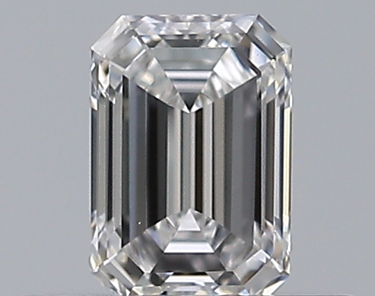 Emerald 0.32 ct D VVS2
