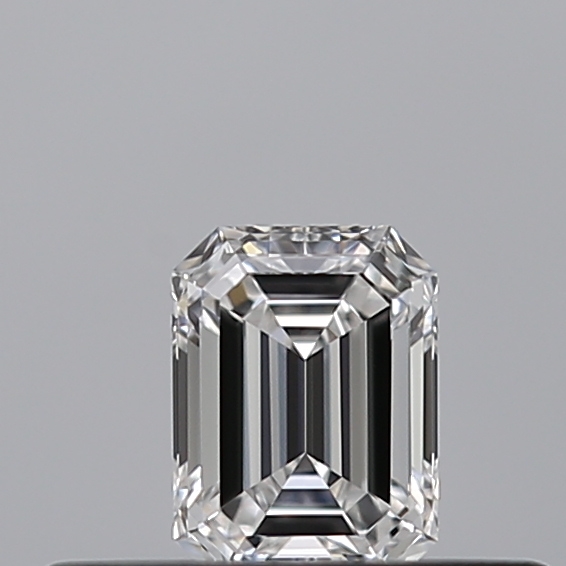 Emerald 0.23 ct D VVS2