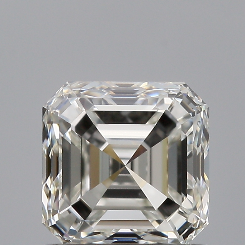 Emerald 0.9 ct G VVS2