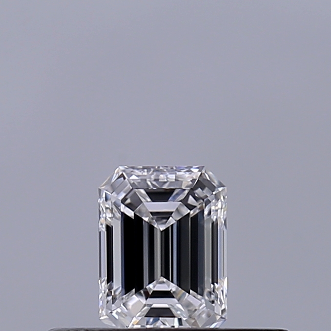 Emerald 0.23 ct D VVS2