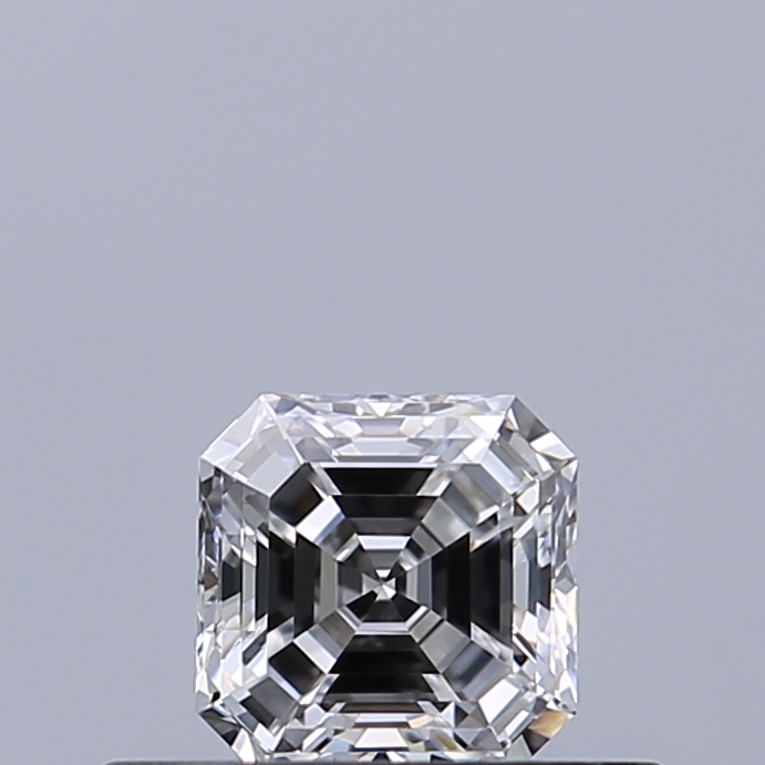 Emerald 0.32 ct D IF