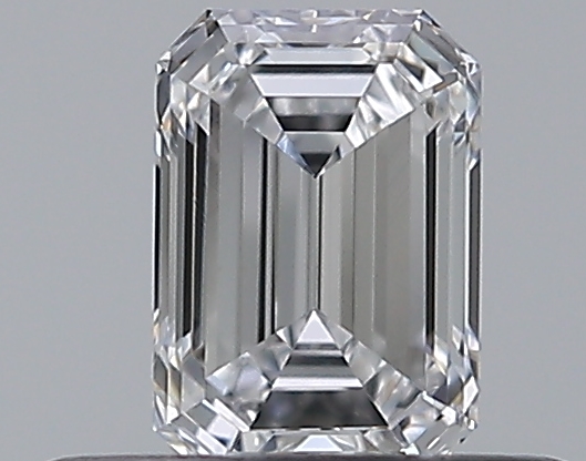 Emerald 0.35 ct D VVS2
