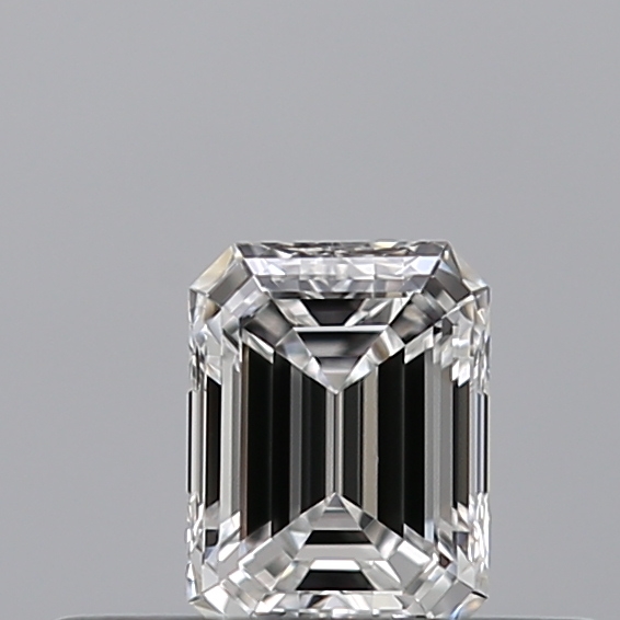 Emerald 0.26 ct D VVS2