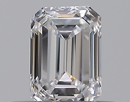 Emerald 0.31 ct D VS1
