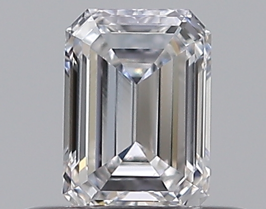 Emerald 0.37 ct D VS2