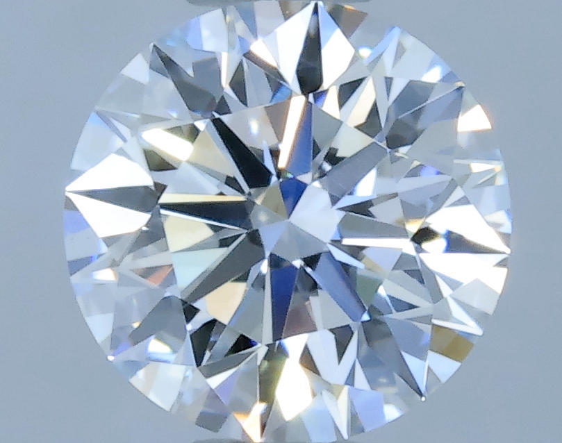 Round 0.53 ct G VVS2