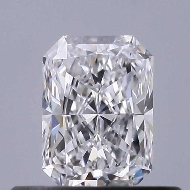 Radiant 0.43 ct D VS1