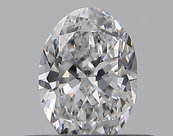 Oval 0.3 ct E SI2