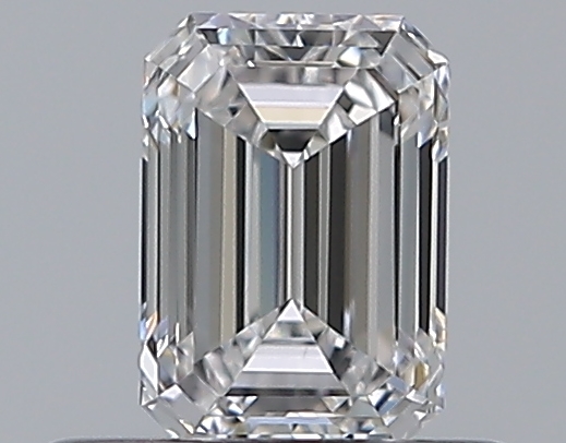 Emerald 0.47 ct D VS1