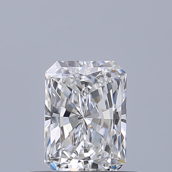 Radiant 0.41 ct E IF