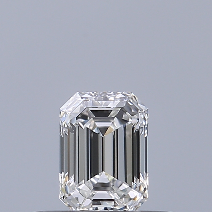 Emerald 0.31 ct E VVS2